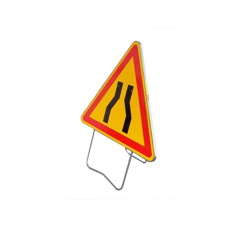 Panneau chaussée rétrécie